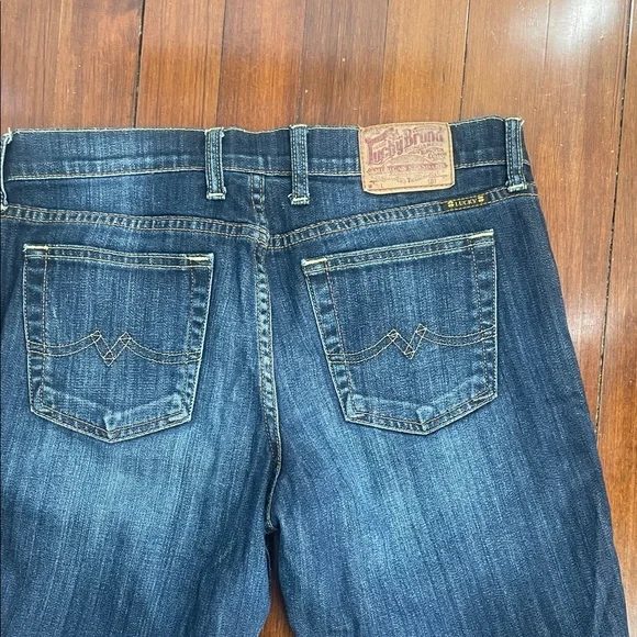 Women's Lucky Brand Jeans - Picture 4 of 4